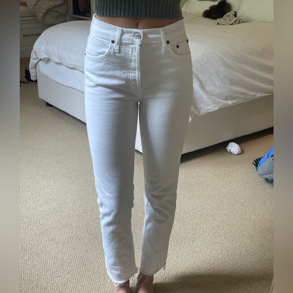 RE/DONE High Rise Ankle Crop Stretch Raw Hem In White 23